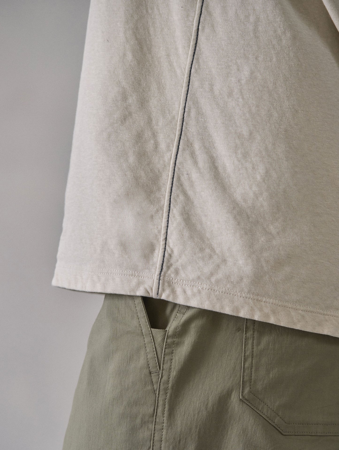 Buckhorn Cotton Raglan Tee 2.0 - Bone