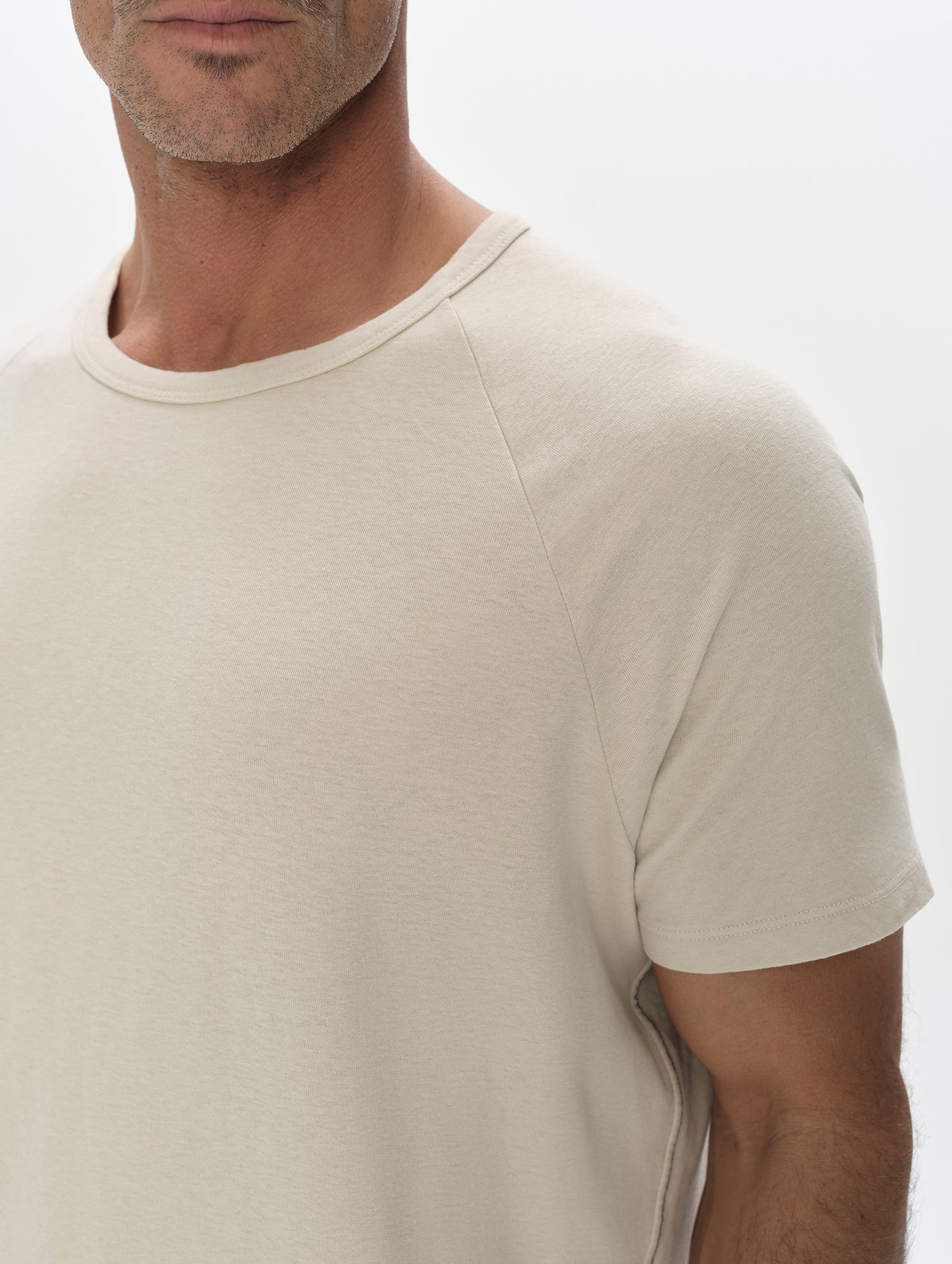 Buckhorn Cotton Raglan Tee 2.0 - Bone