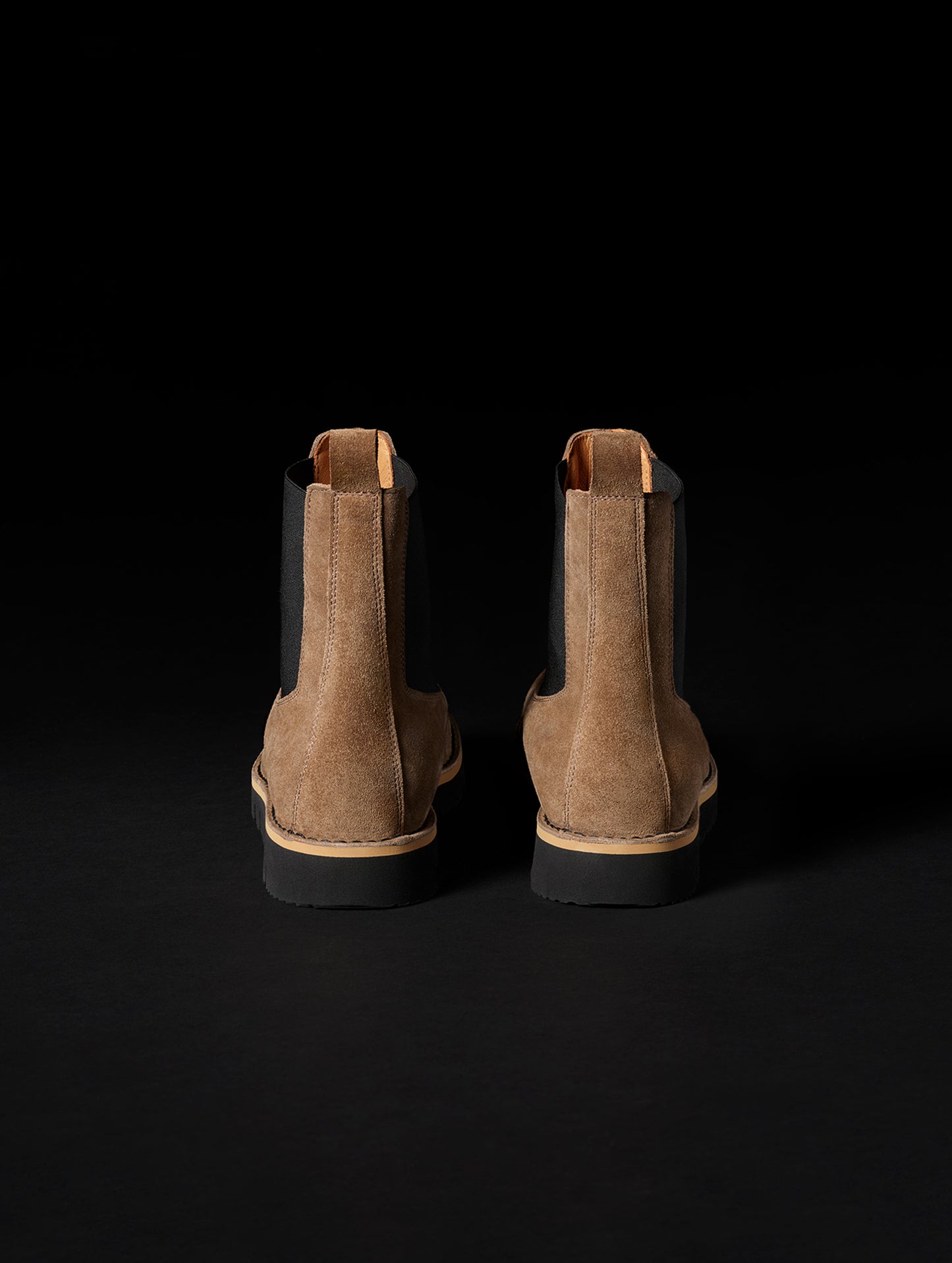 AETHER Chelsea Boot - Taupe