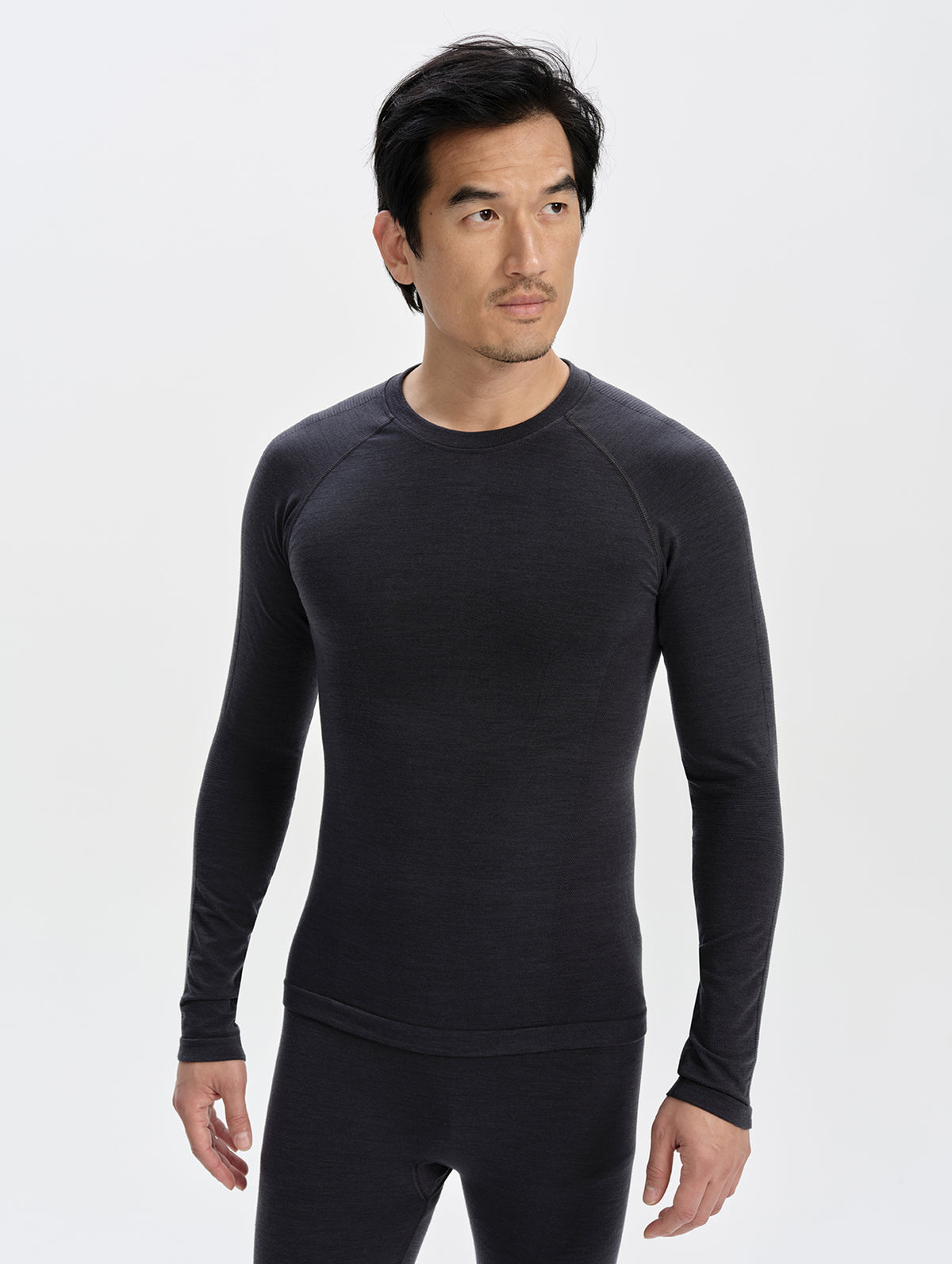 Alpine Seamless Base Layer Crew - Graphite