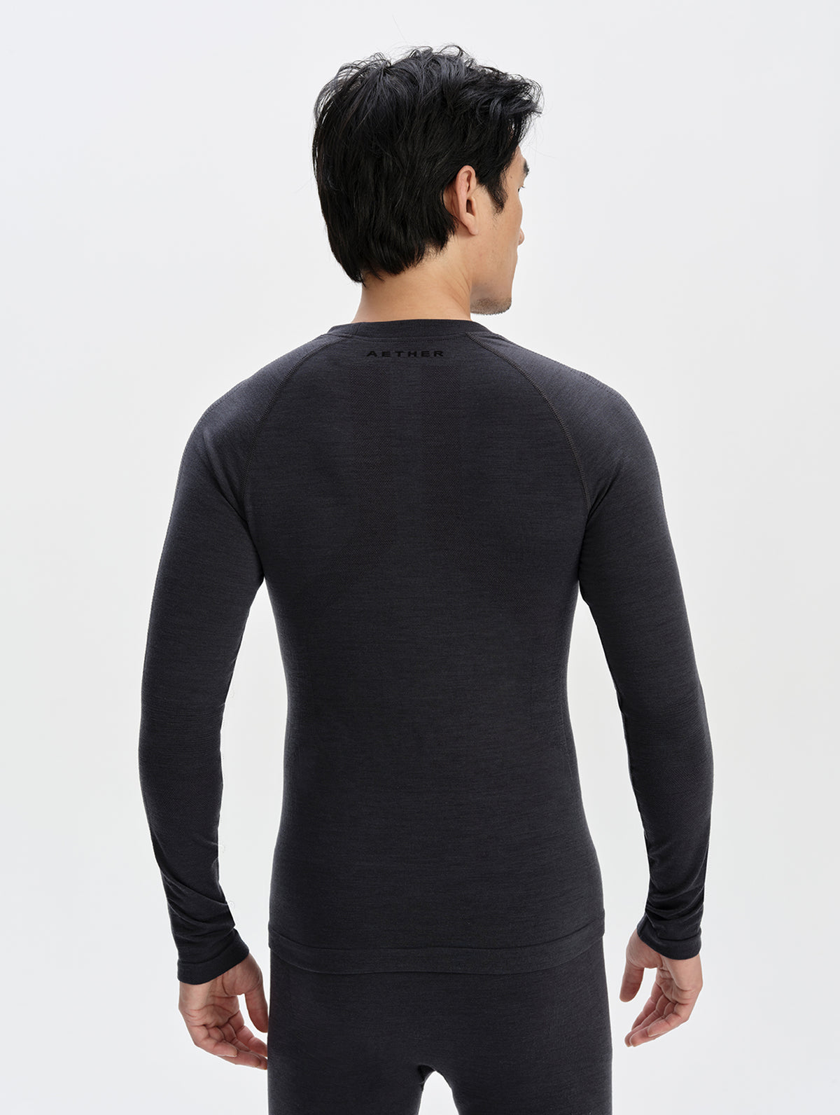Alpine Seamless Base Layer Crew - Graphite