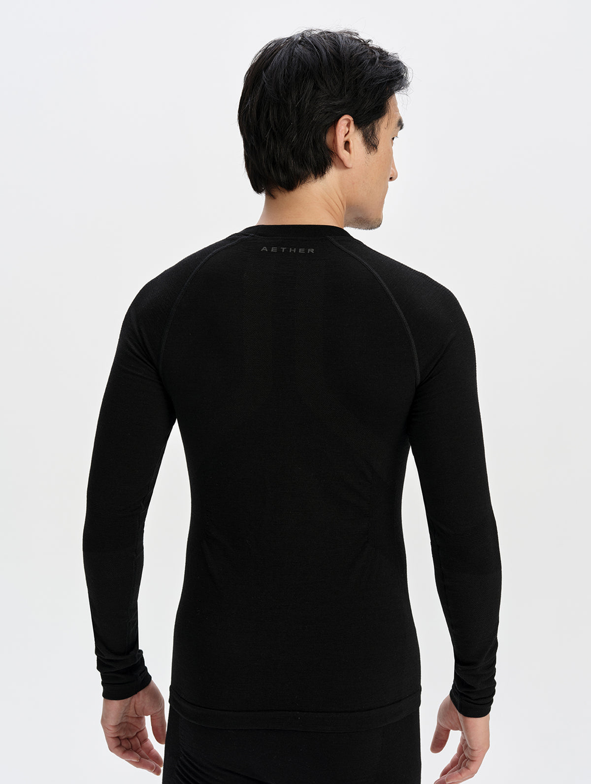 Alpine Seamless Base Layer Crew - Onyx Black