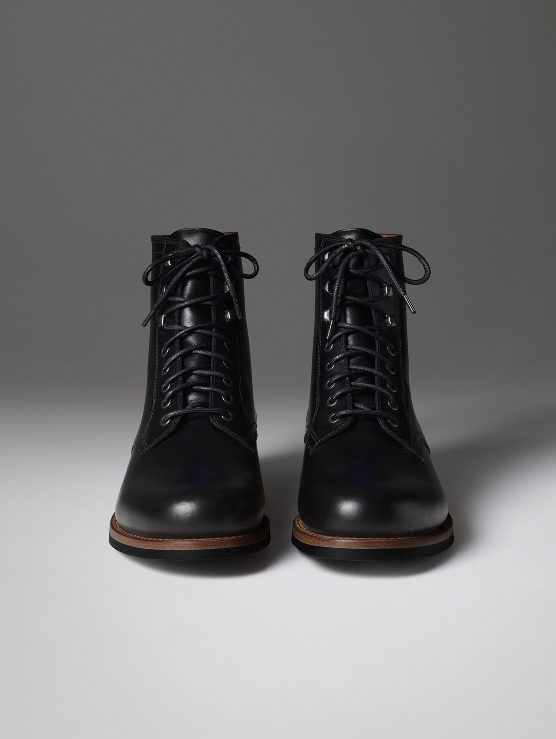 Front view of the Avenue Boot in Onyx Black from AETHER Apparel.