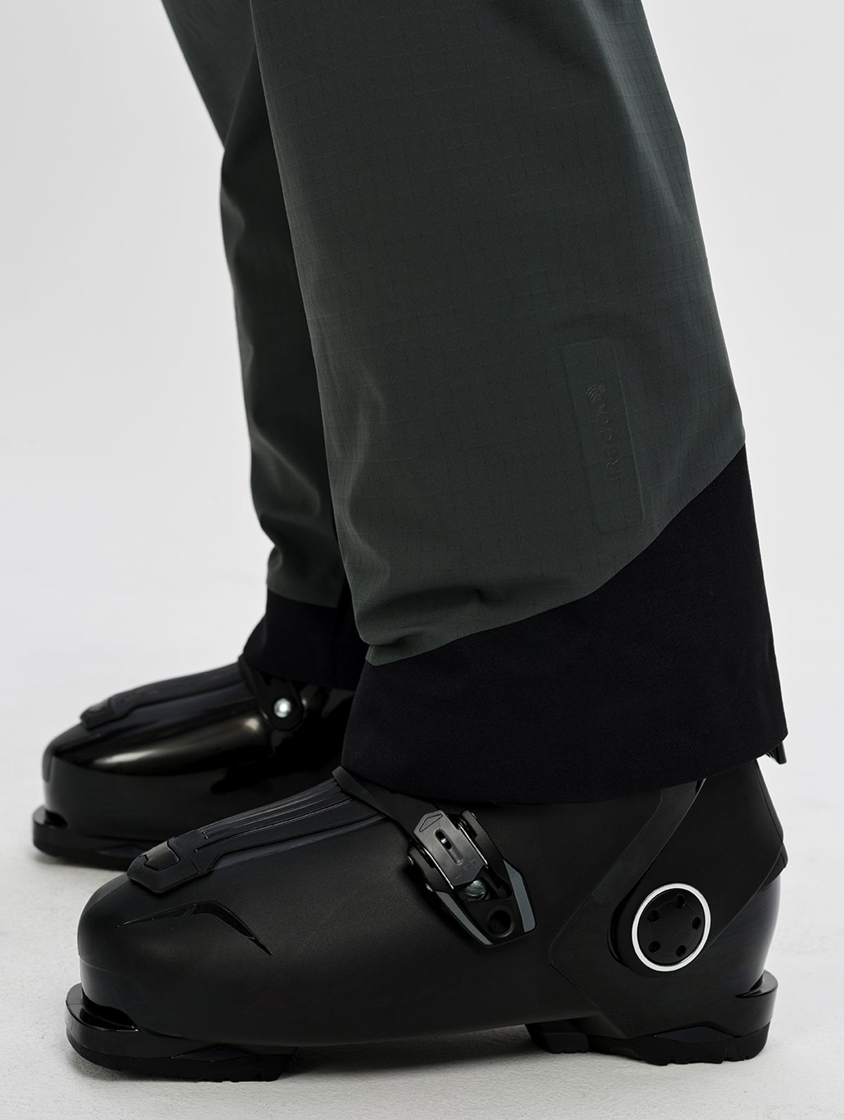 Silance Snow-Shell Pant - Saville Green