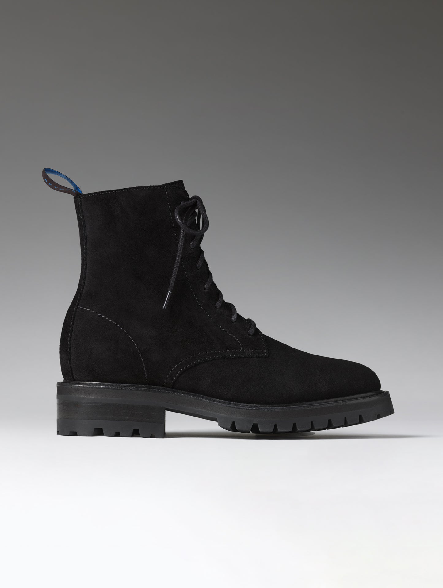 Side profile view of the Crosby Boot in Onyx Black from AETHER Apparel.