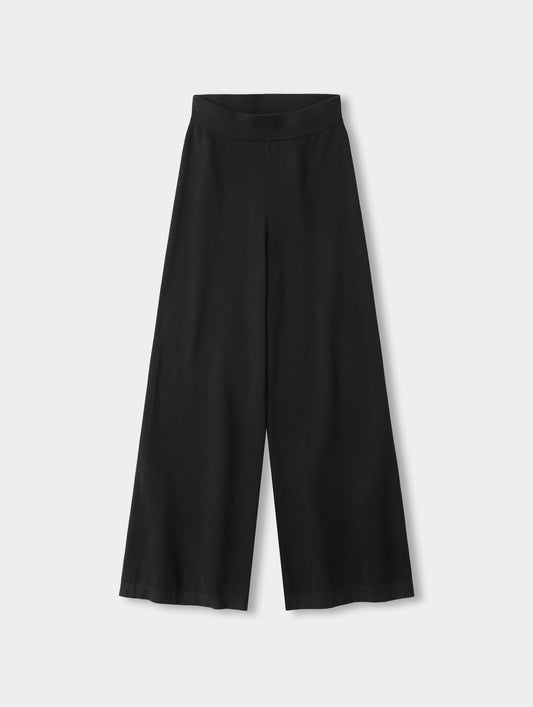 Flat lay view of the Eliana Sweater Pant in Onyx Black from AETHER.