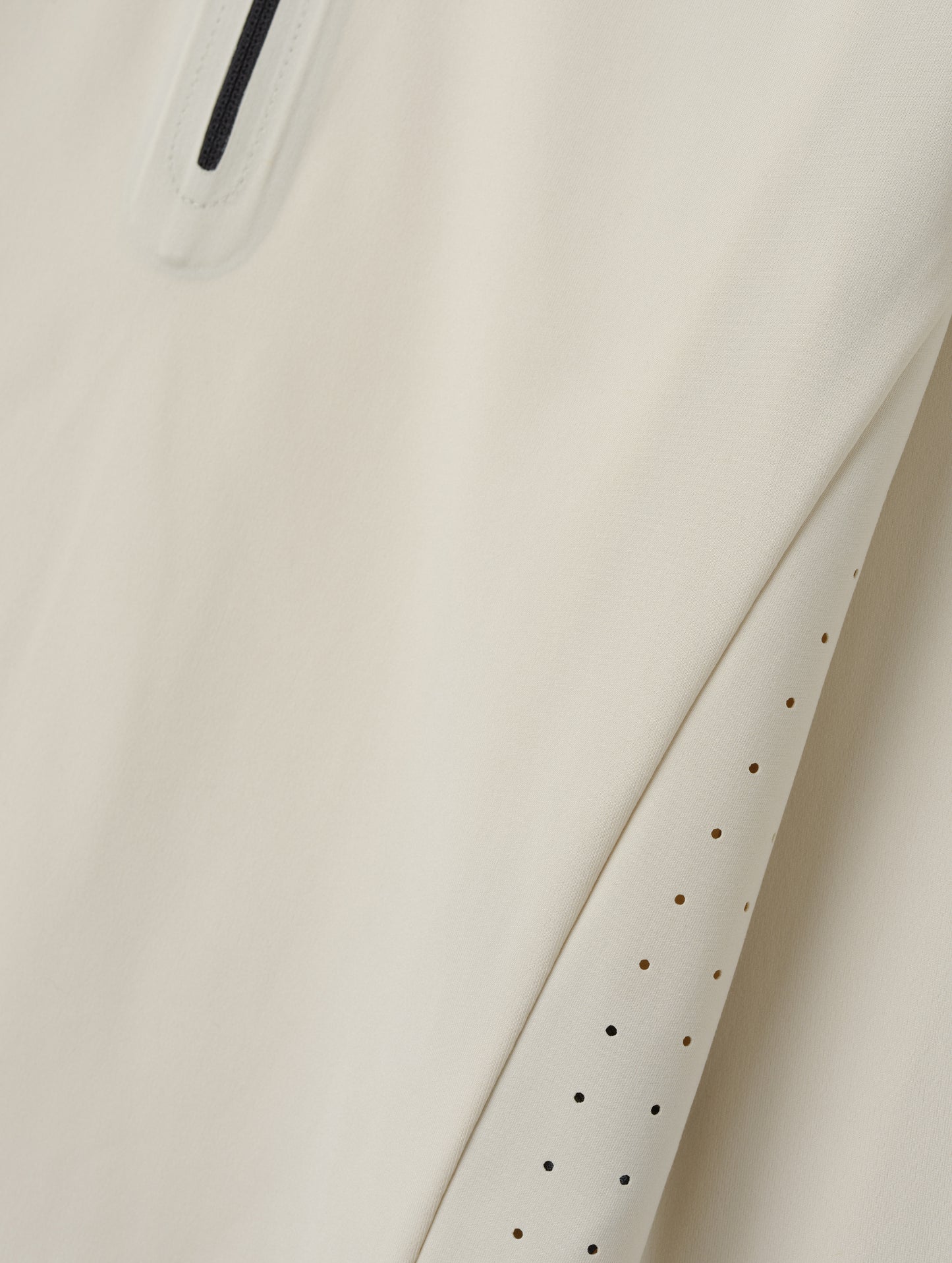 Closeup detailed view of the fabric on the Kora Sunproof Shirt in Bone from AETHER Apparel.