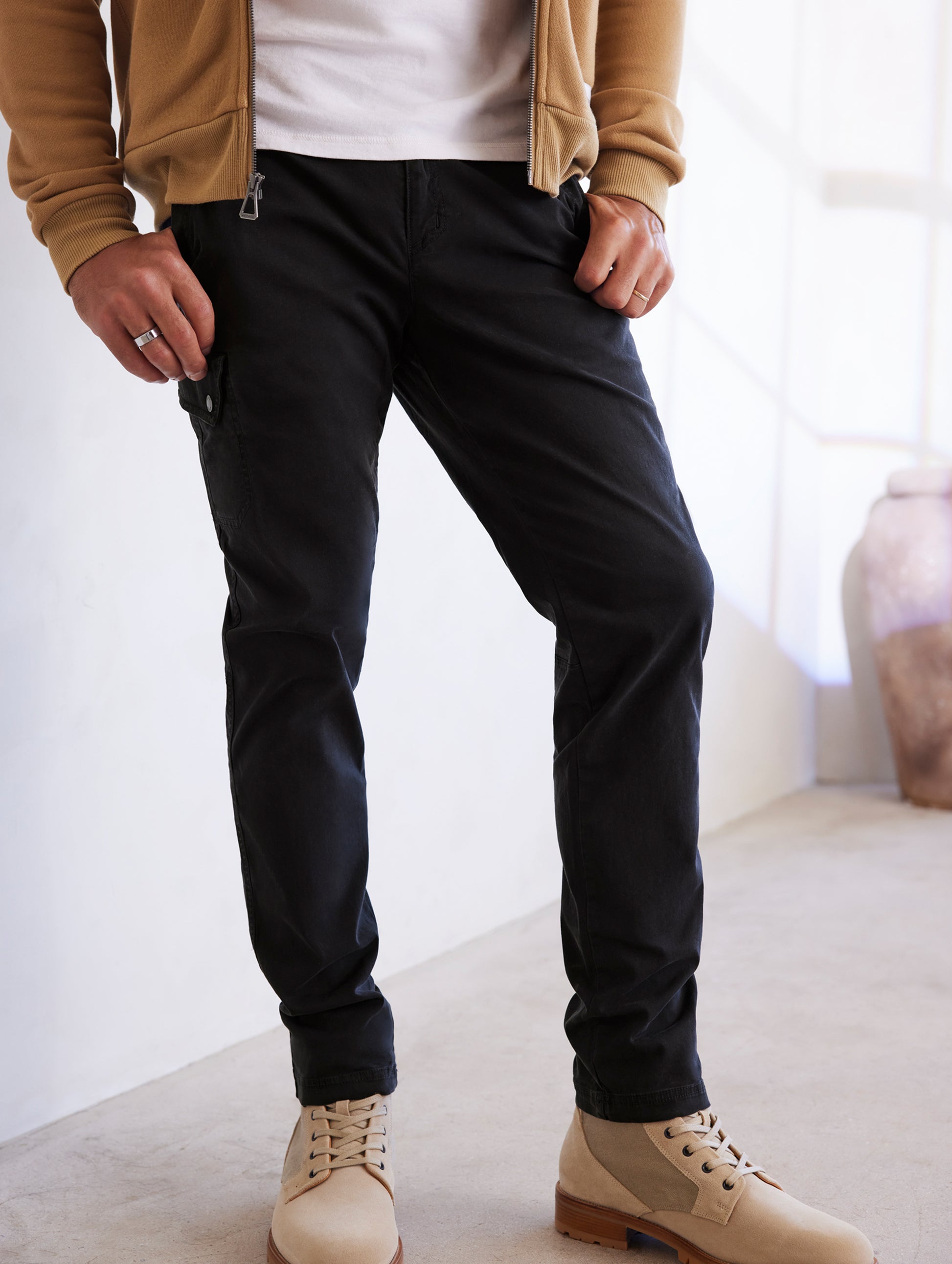 man wearing black pants from AETHER Apparel