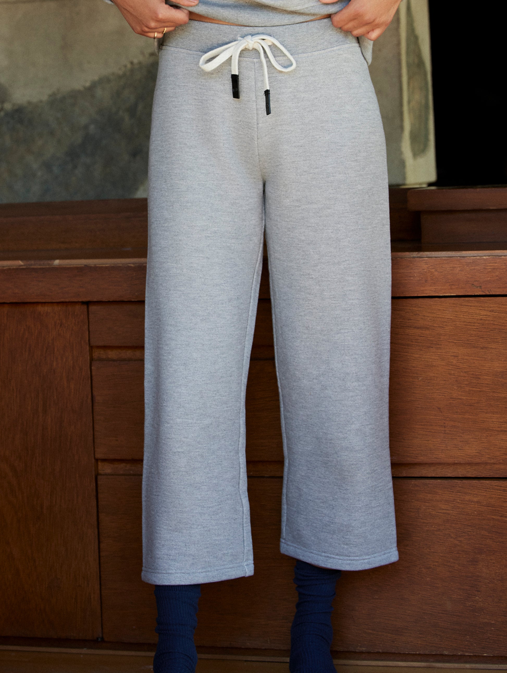 grey cropped sweatpants for women