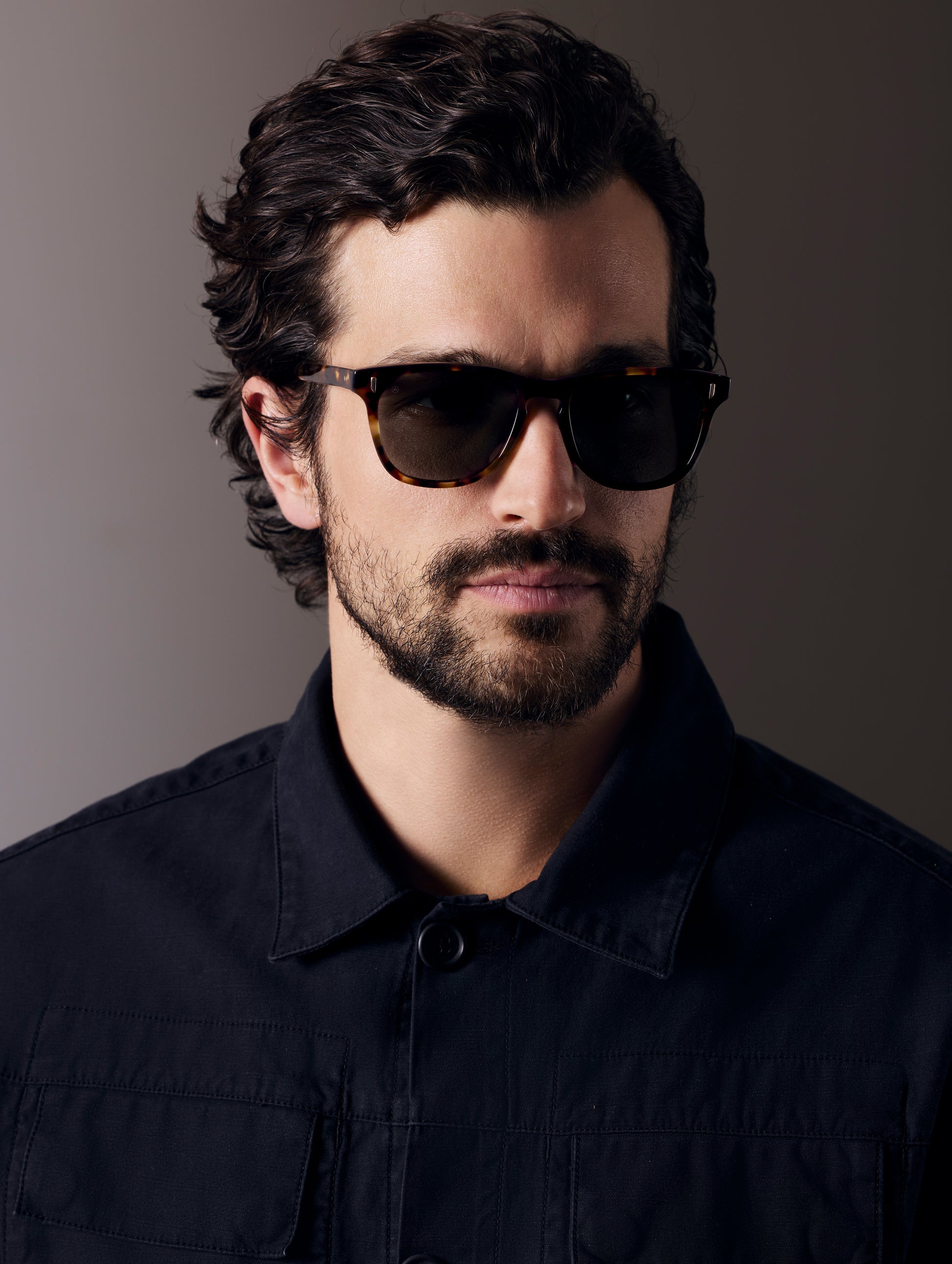 Man wearing Yosemite in Tortoise